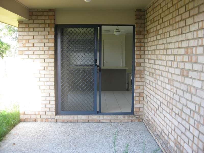 2 Coman Street South n/a, Rothwell QLD 4022