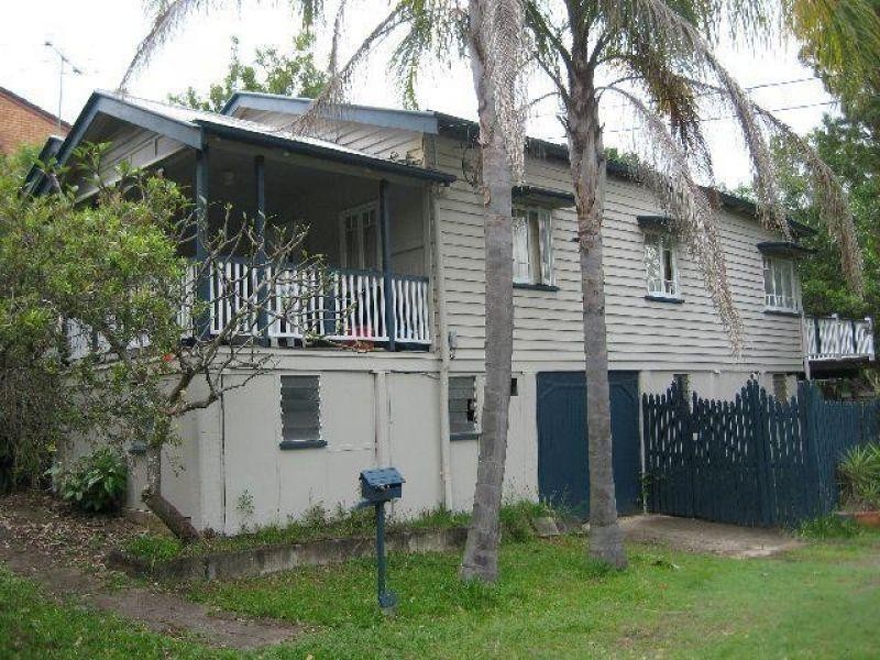 7 West Street, Coorparoo QLD 4151