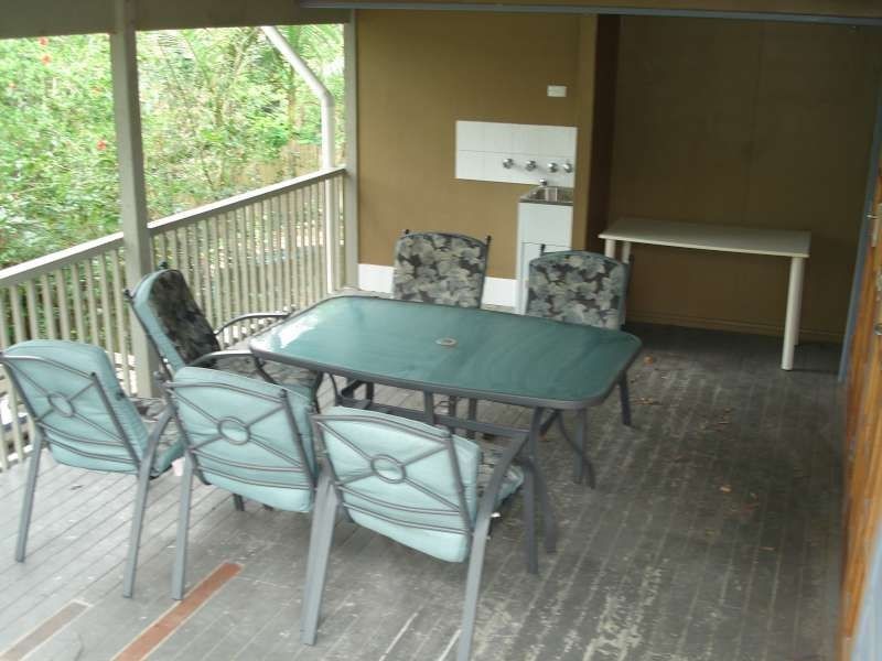 178 Hawken Drive, St Lucia QLD 4067