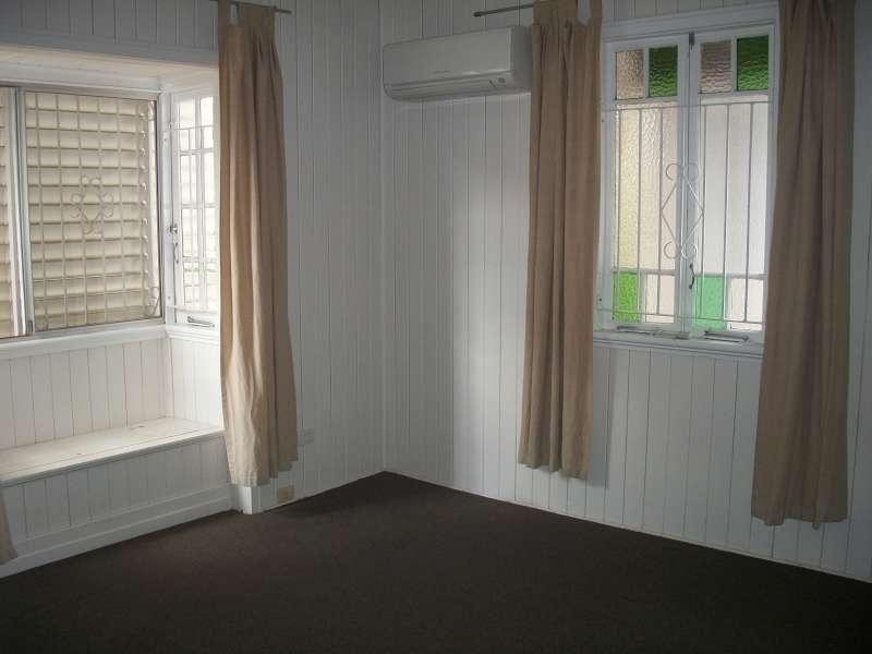 62 Rutland Street, Coorparoo QLD 4151