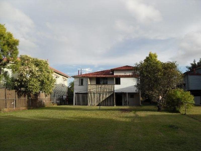 62 Rutland Street, Coorparoo QLD 4151