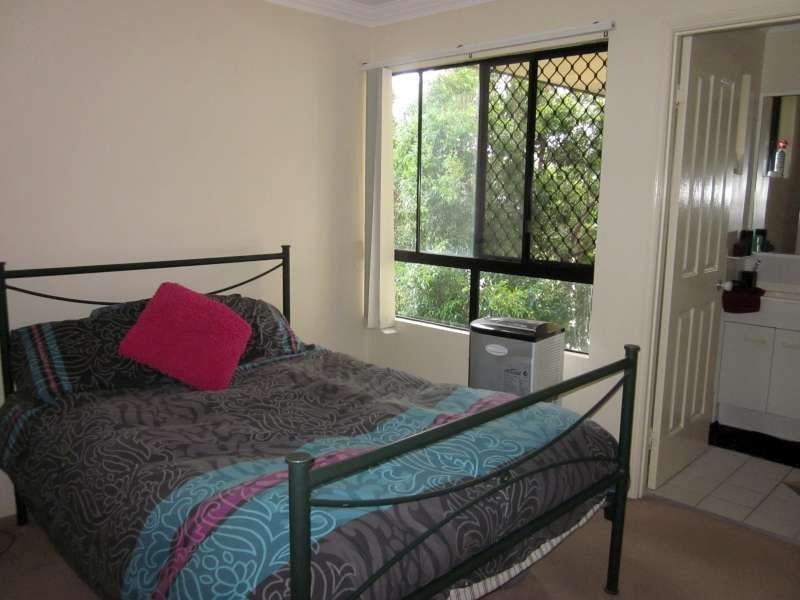 10, 34 Rise Street, Mount Gravatt East QLD 4122