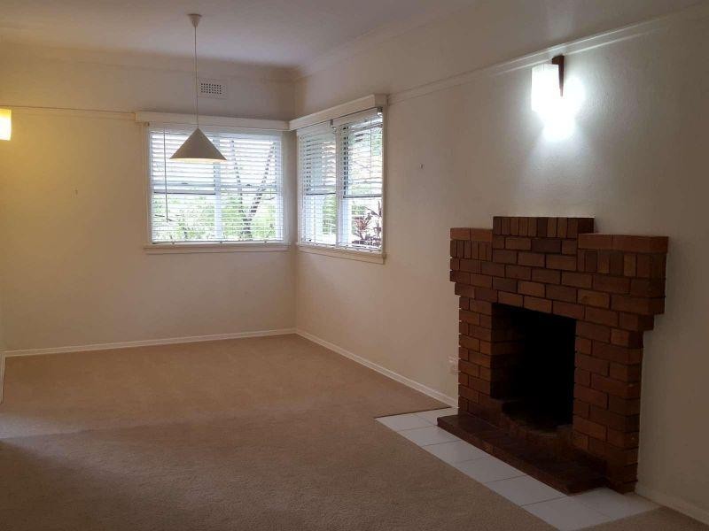 94 Highland Terrace, St Lucia QLD 4067