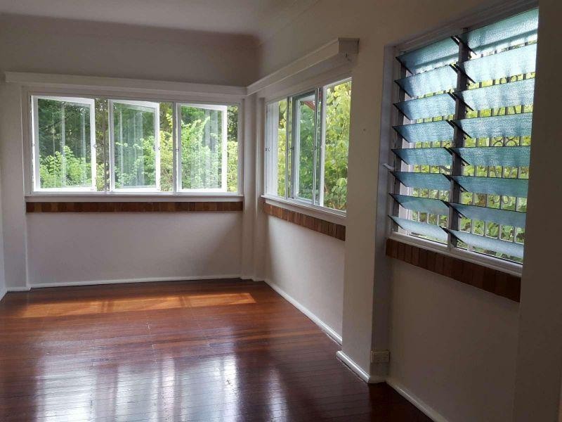 94 Highland Terrace, St Lucia QLD 4067