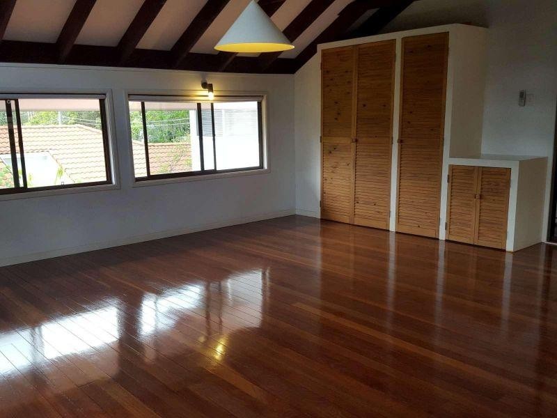 94 Highland Terrace, St Lucia QLD 4067