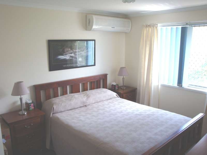 2, 19 James Street, Scarborough QLD 4020