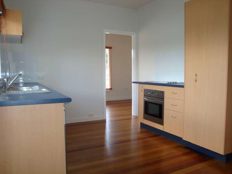 9 Hartley Street, Camp Hill QLD 4152