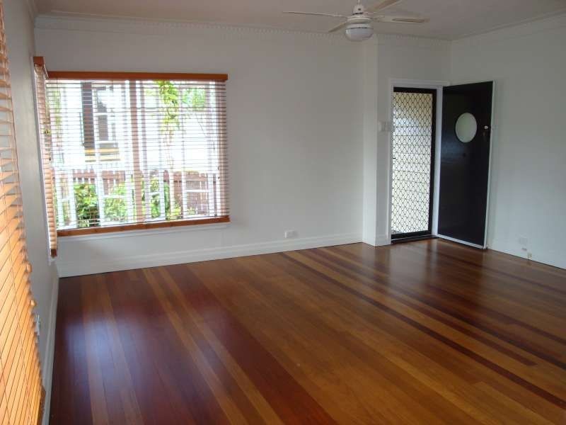 9 Hartley Street, Camp Hill QLD 4152