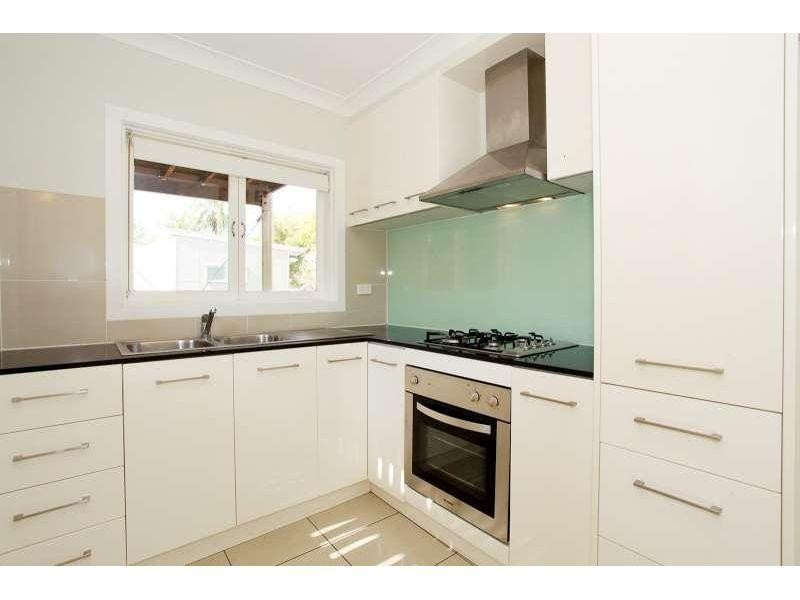 2/1 Arthur Terrace, Red Hill QLD 4059