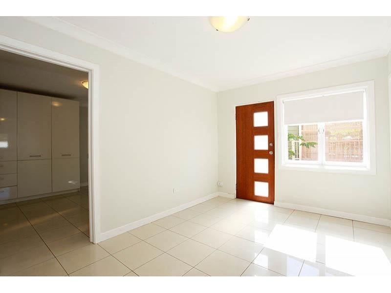 2/1 Arthur Terrace, Red Hill QLD 4059
