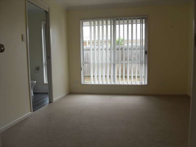 1 Moroney Court, Goodna QLD 4300