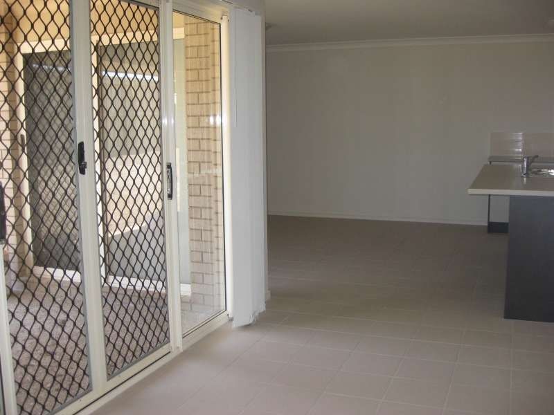 1, 103 Allison Drive, Kallangur QLD 4503