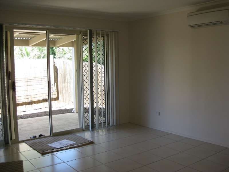 2/21 Bishop Court, Lawnton QLD 4501