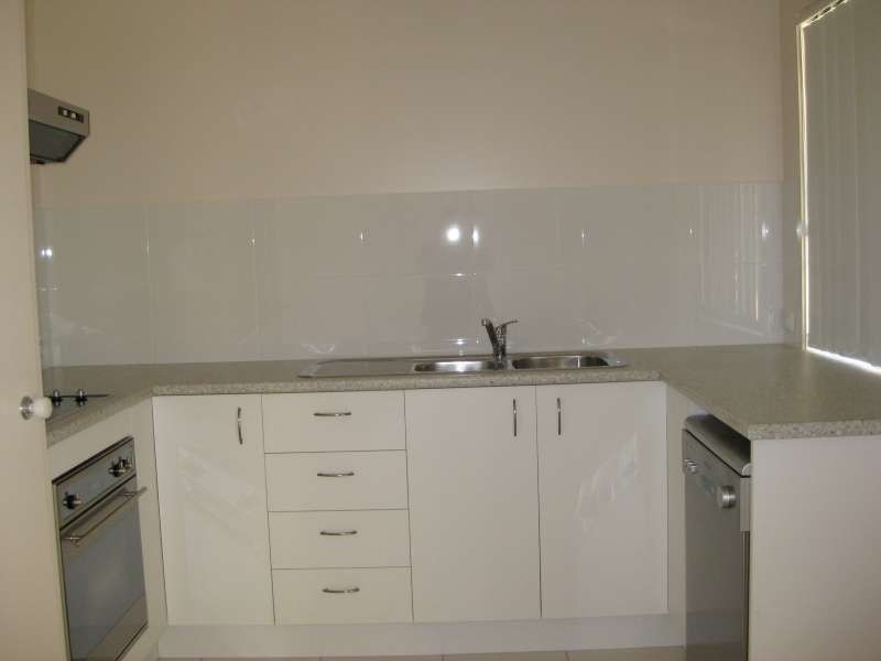 2/21 Bishop Court, Lawnton QLD 4501