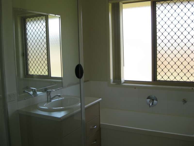 5 Shields Court, Morayfield QLD 4506