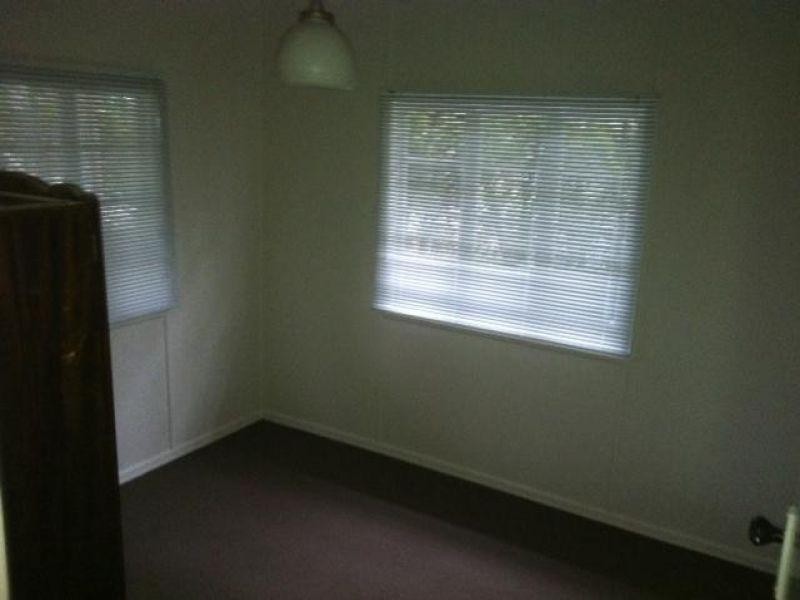 20 Calston Street, Oxley QLD 4075