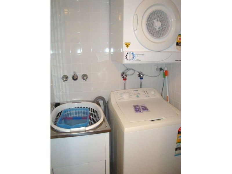 61, 18 Tank Street, Brisbane QLD 4000