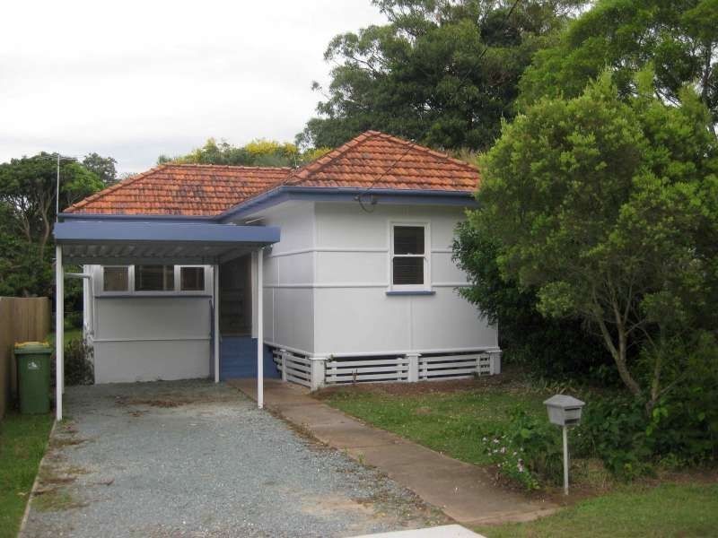 29 Westbrook Street, Woody Point QLD 4019