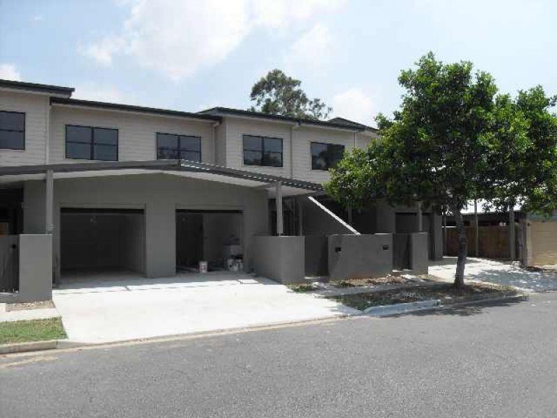 2/116 Juliette Street, Greenslopes QLD 4120