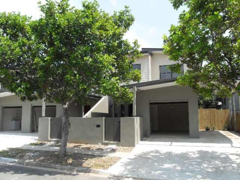 2/116 Juliette Street, Greenslopes QLD 4120