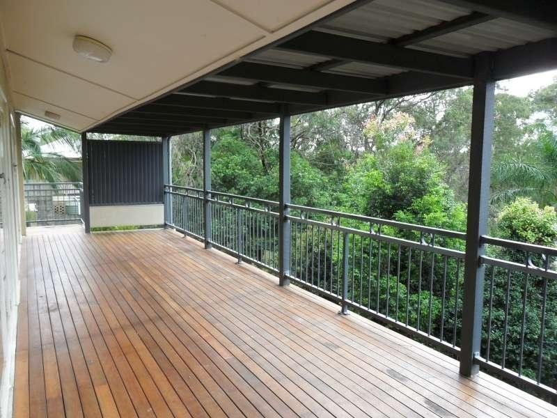 366 Nursery Road, Holland Park QLD 4121