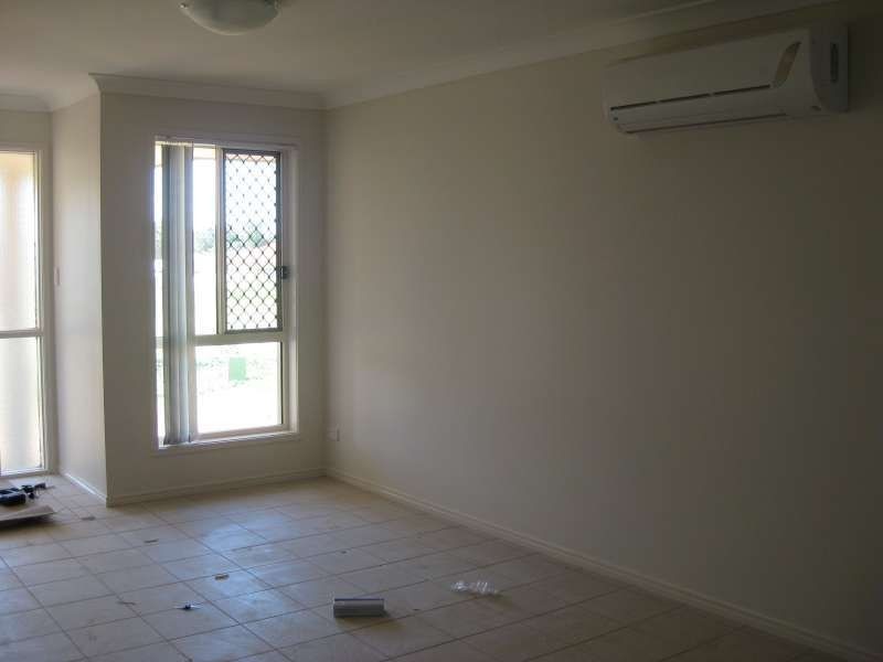 1, 17 Burns Parade, Kallangur QLD 4503