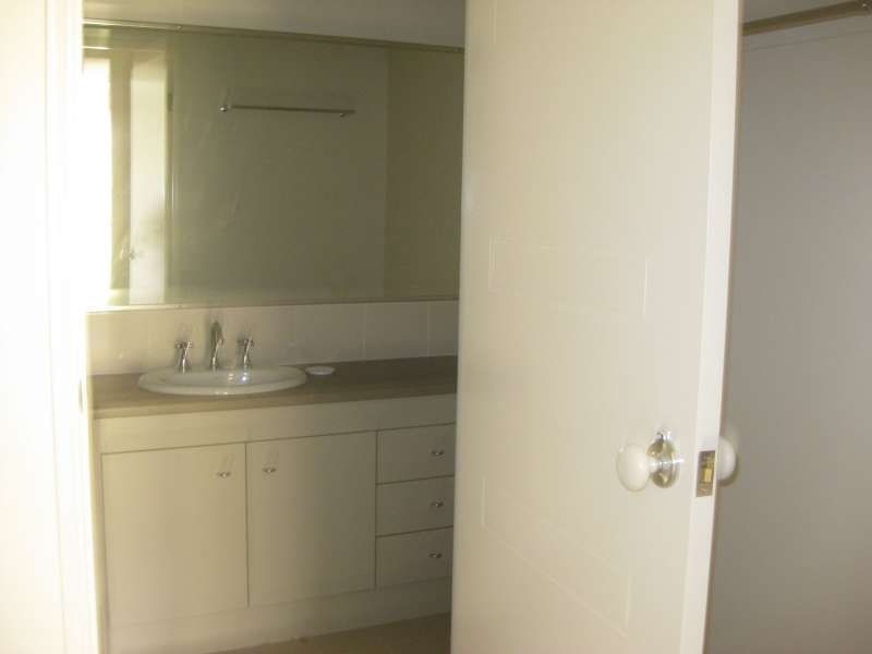 1, 17 Burns Parade, Kallangur QLD 4503