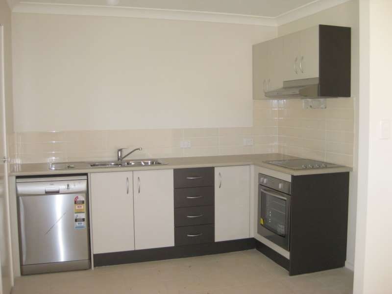1, 17 Burns Parade, Kallangur QLD 4503
