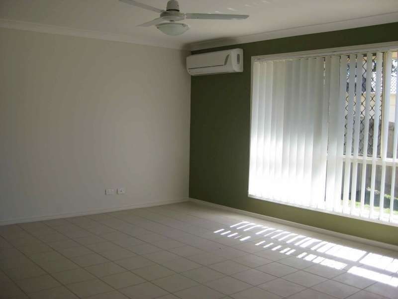 1/1 Barramundi Court, Warner QLD 4500