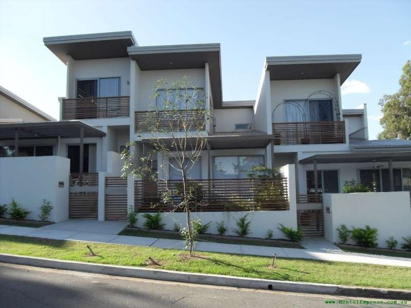 13/1-7 Robbins Street, Corinda QLD 4075