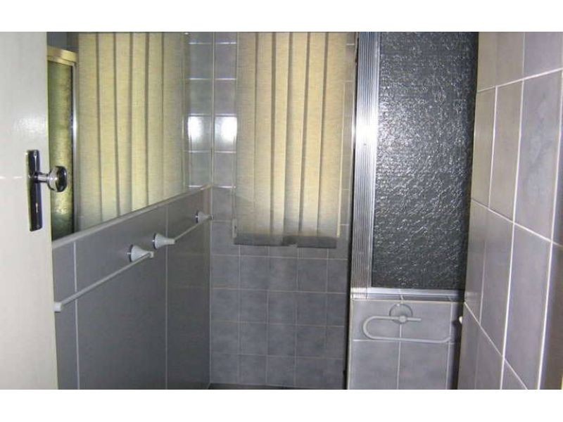 12 Essie Street, Tarragindi QLD 4121