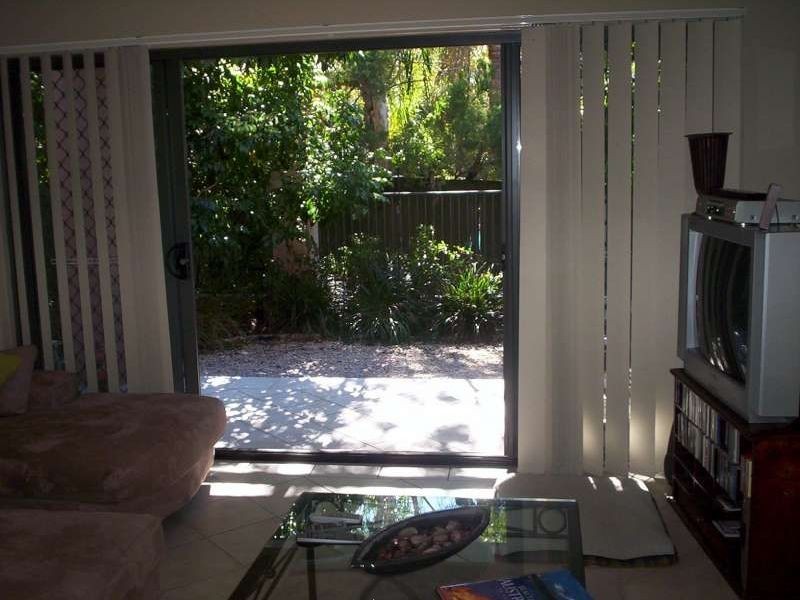 1/24 Dulwich Road, Yeronga QLD 4104