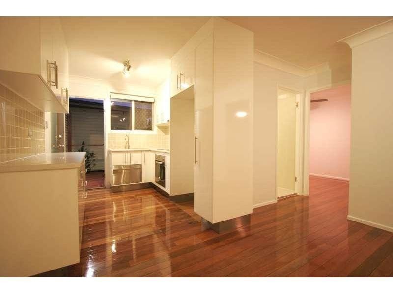 2/5 Bedford Street, Gordon Park QLD 4031