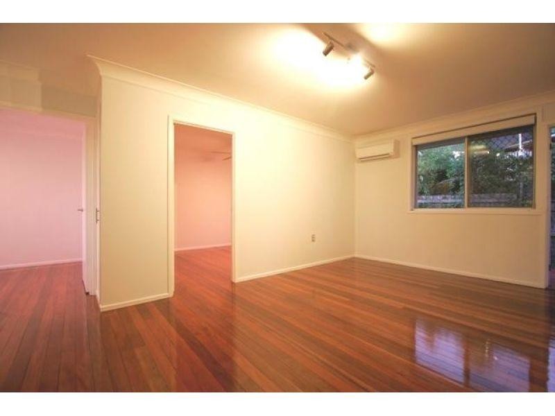 2/5 Bedford Street, Gordon Park QLD 4031