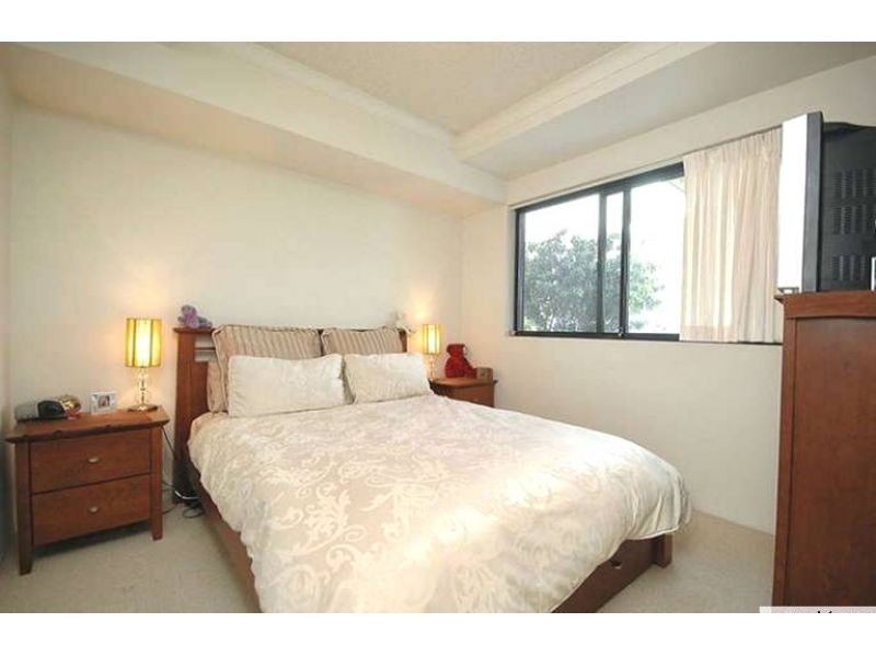 102/100 Bowen Terrace, Fortitude Valley QLD 4006