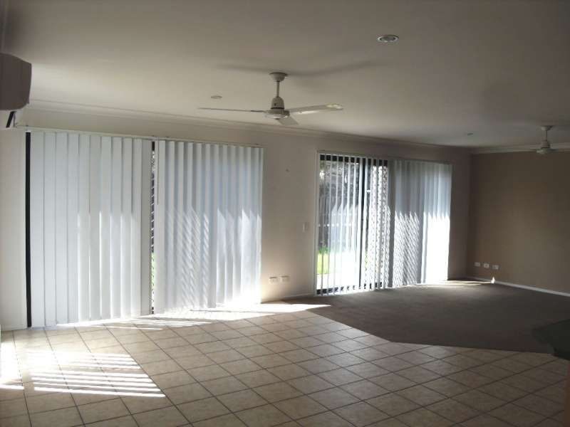 6 Ivory Close, Griffin QLD 4503