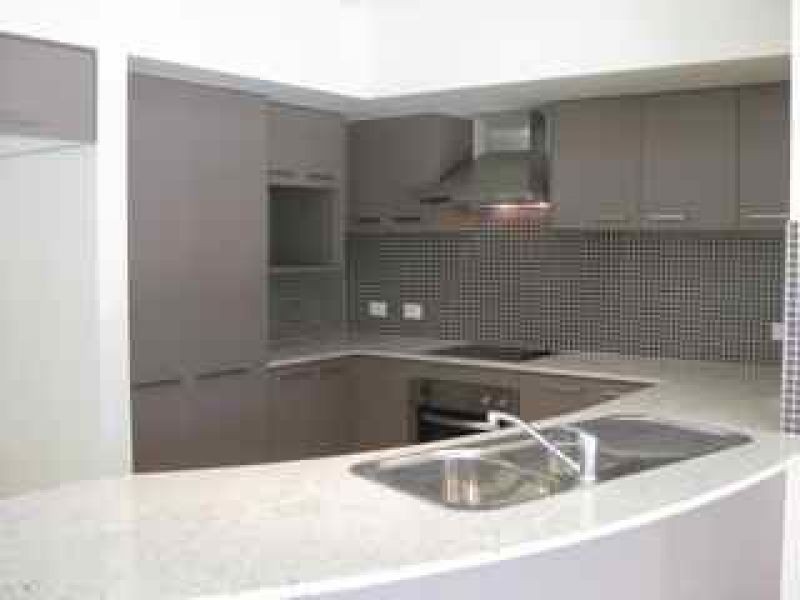 8/86 Brighton Road, Sandgate QLD 4017