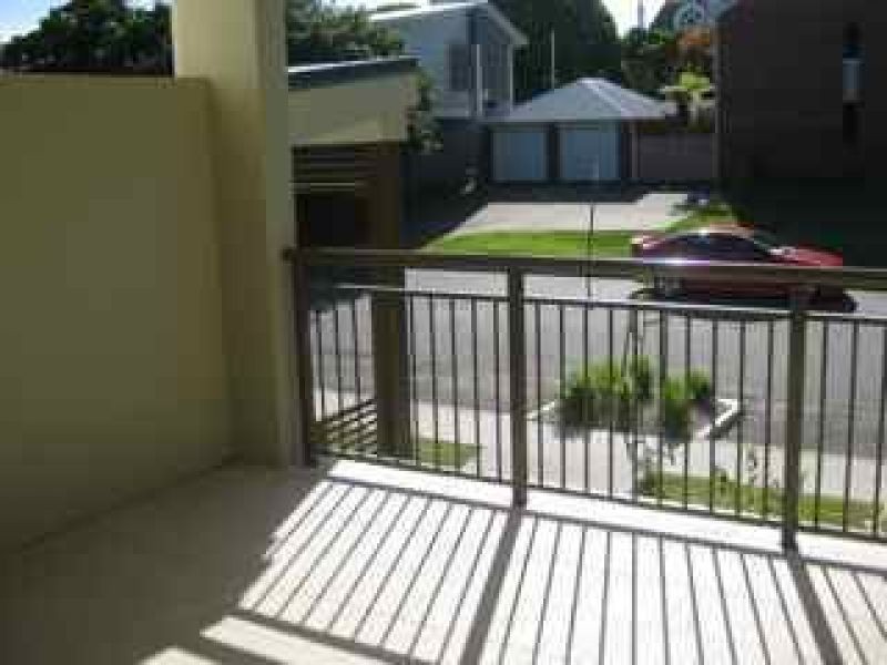 8/86 Brighton Road, Sandgate QLD 4017