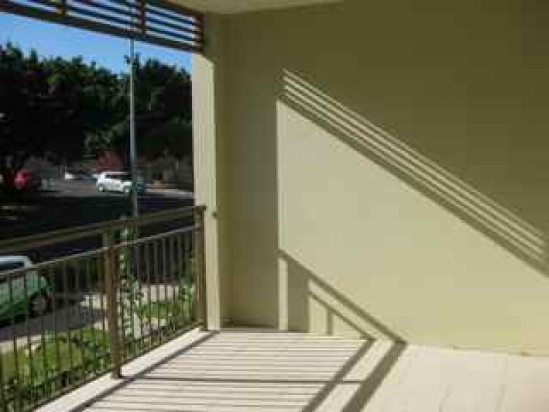 8/86 Brighton Road, Sandgate QLD 4017