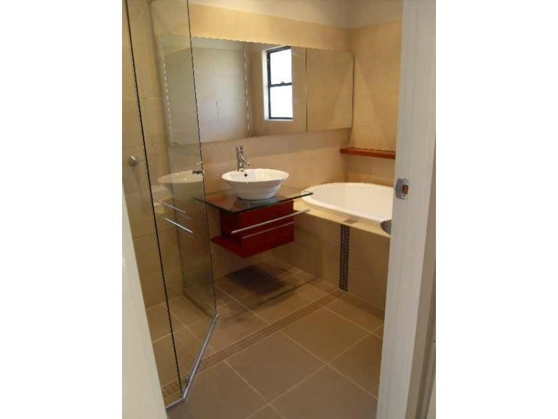 72 Sunshine Avenue, Tarragindi QLD 4121