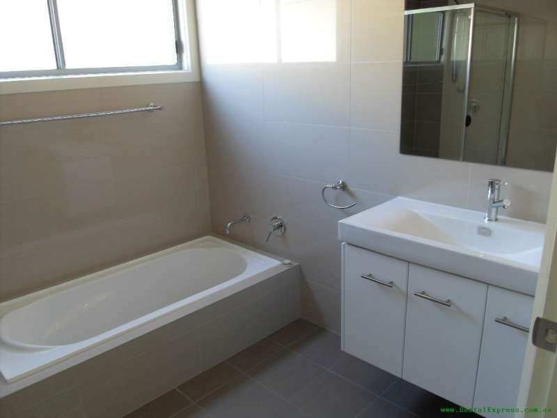 8/276 Pine Mountain Road, Carina Heights QLD 4152