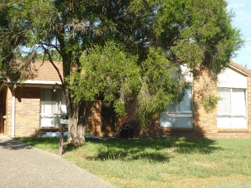 5 Danyel Court, Redbank Plains QLD 4301