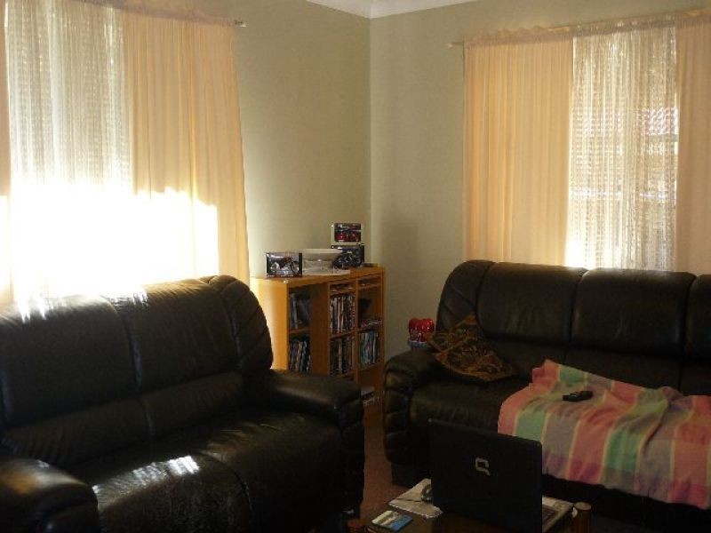 5 Danyel Court, Redbank Plains QLD 4301