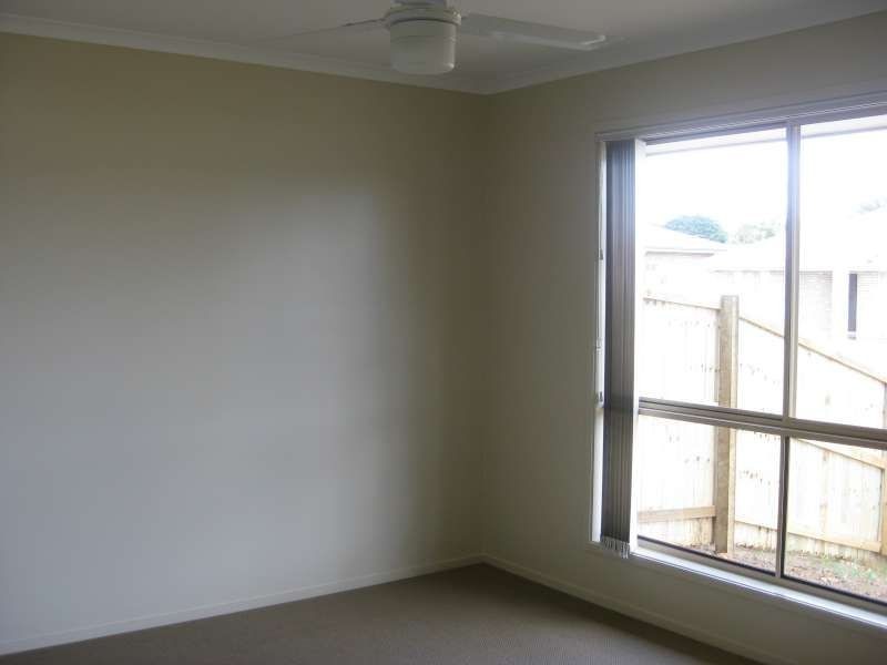 2/3 Wakeham Street, Kallangur QLD 4503