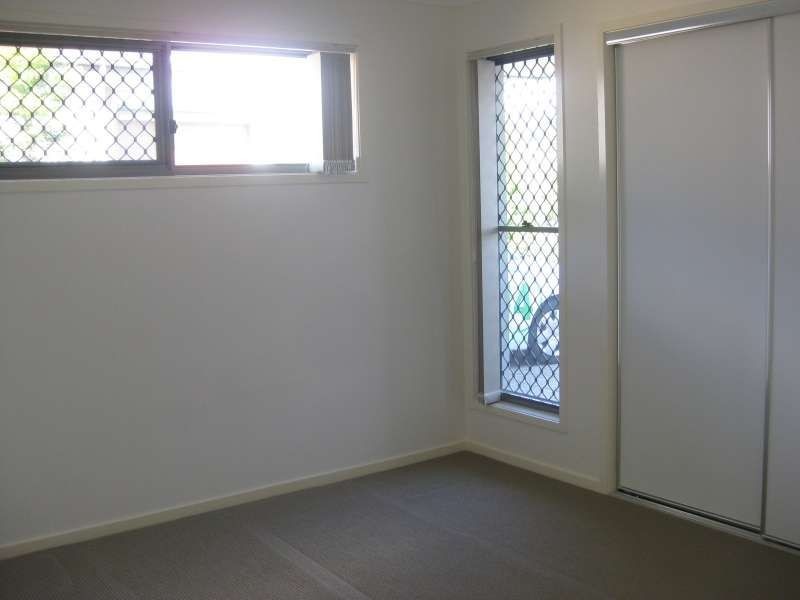 6 Caper White Court, Kallangur QLD 4503