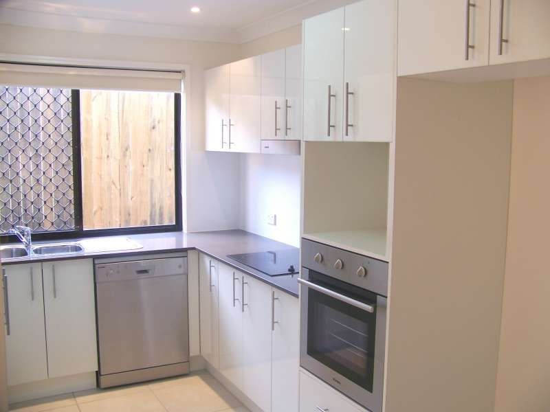 2/9 Western Avenue, Chermside West QLD 4032