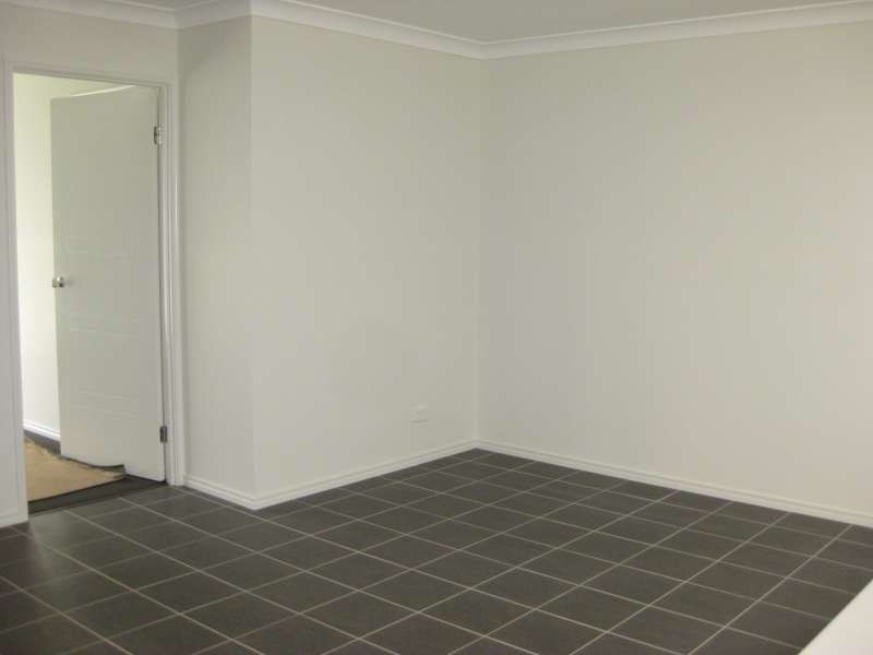 1/17 Tylah Street, Kallangur QLD 4503