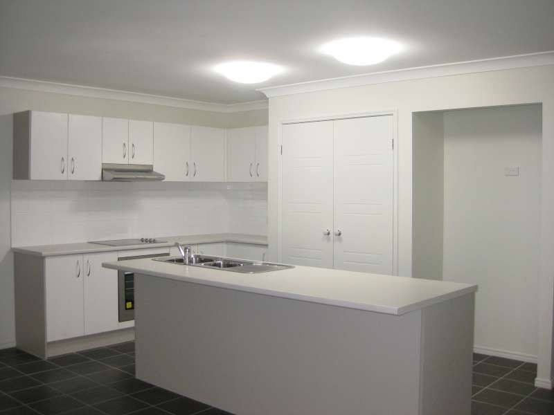 1/17 Tylah Street, Kallangur QLD 4503