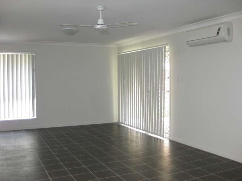 1/17 Tylah Street, Kallangur QLD 4503