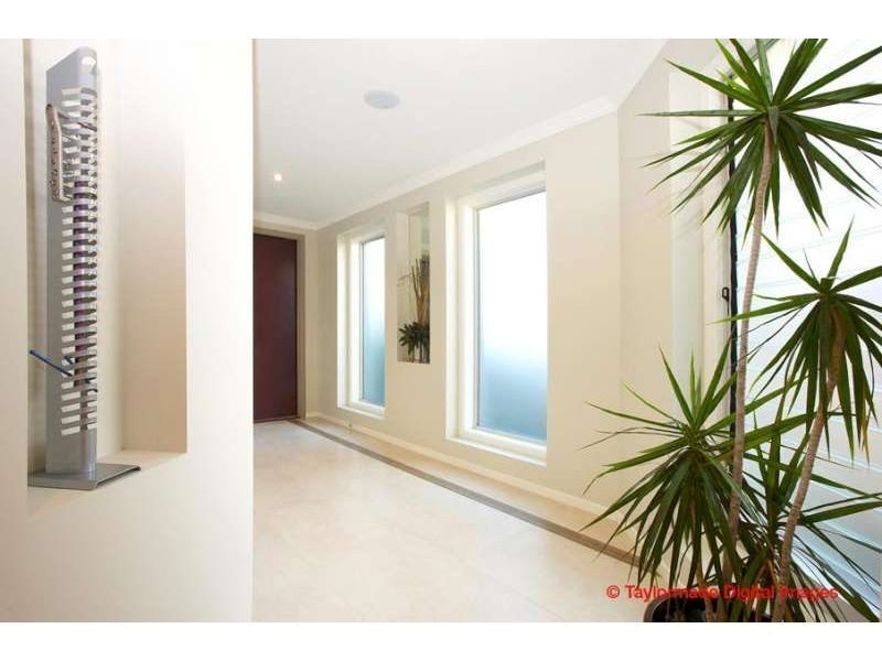 25 Laidlaw Parade, East Brisbane QLD 4169